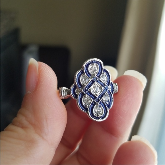 Swarovski Elements Blue Vintage Look Ring NEW - Picture 10 of 12